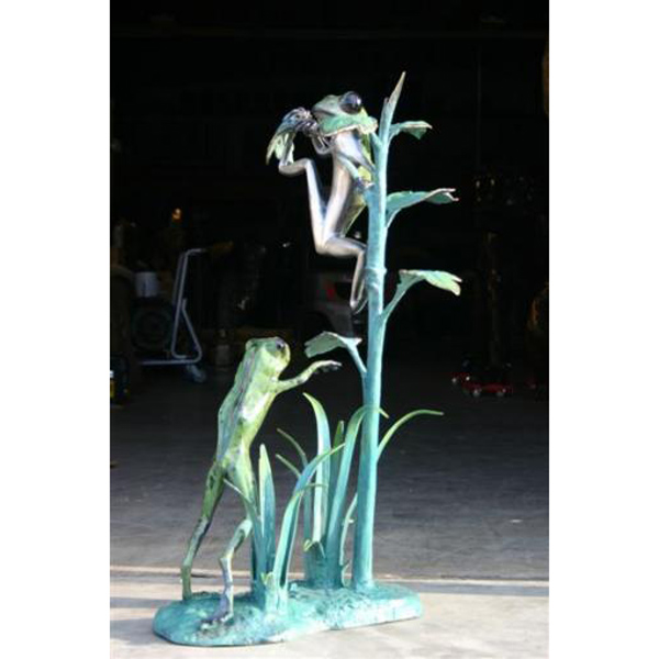 Bronze Two Frogs (Special Patina) Bronze Two Frogs (Special Patina)