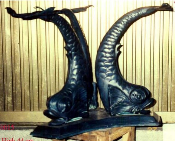 3 Fish Table (Small) 3 Fish Table (Small)