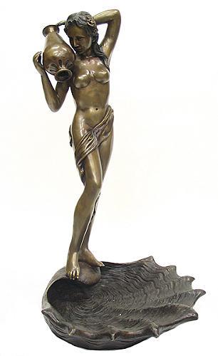 Bronze Lady Hold Pot On Shell Bronze Lady Hold Pot On Shell